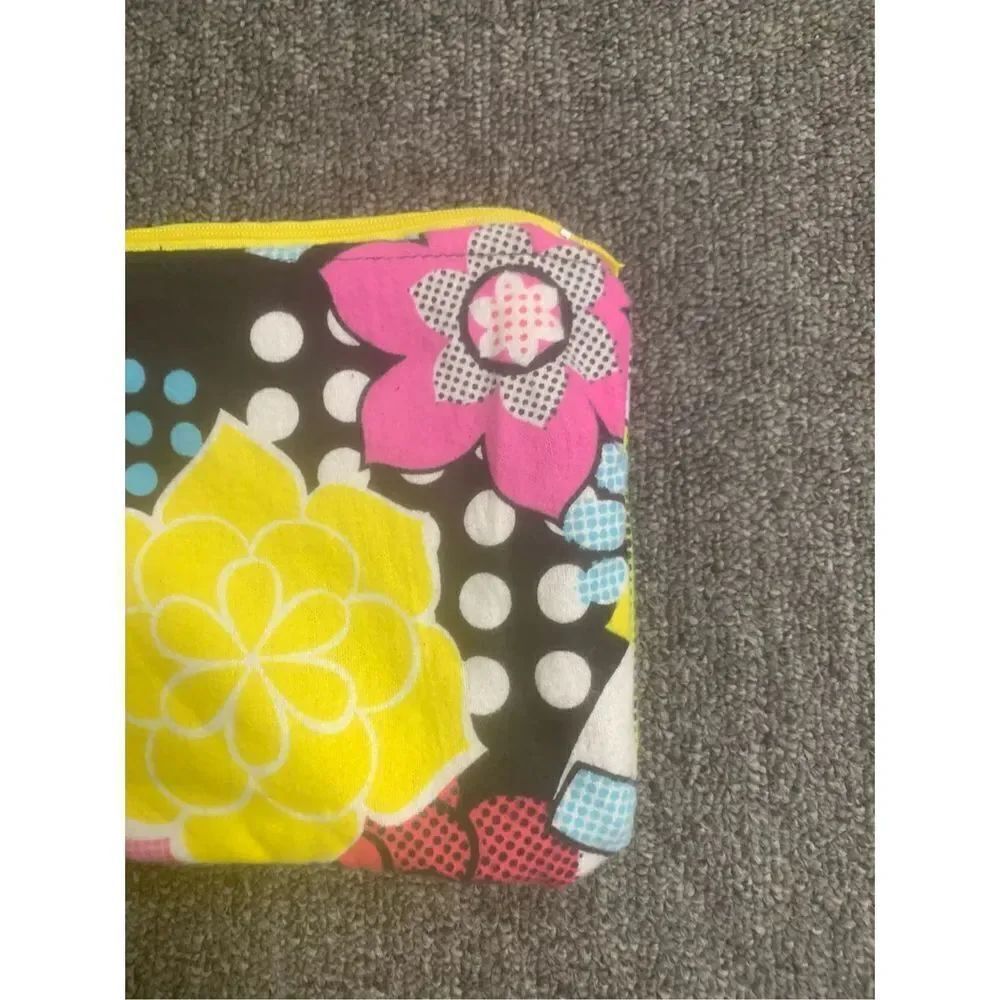 Scrunchie Keychain Wristlet Set - Picture 2 of 6